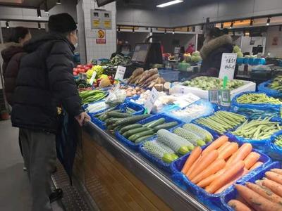 頭水香椿鮮嫩上市，零售價創三年新低引嘗鮮熱潮